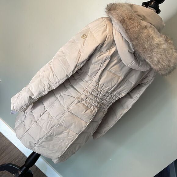 Michael Kors Black Medium NEW Down Parka - Picture 6 of 6